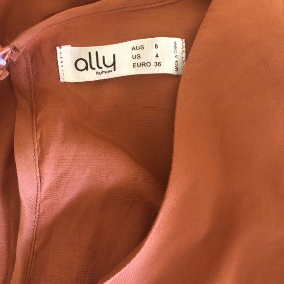 Ally brown short playsuit / romper size 8 - Picture 8 of 11